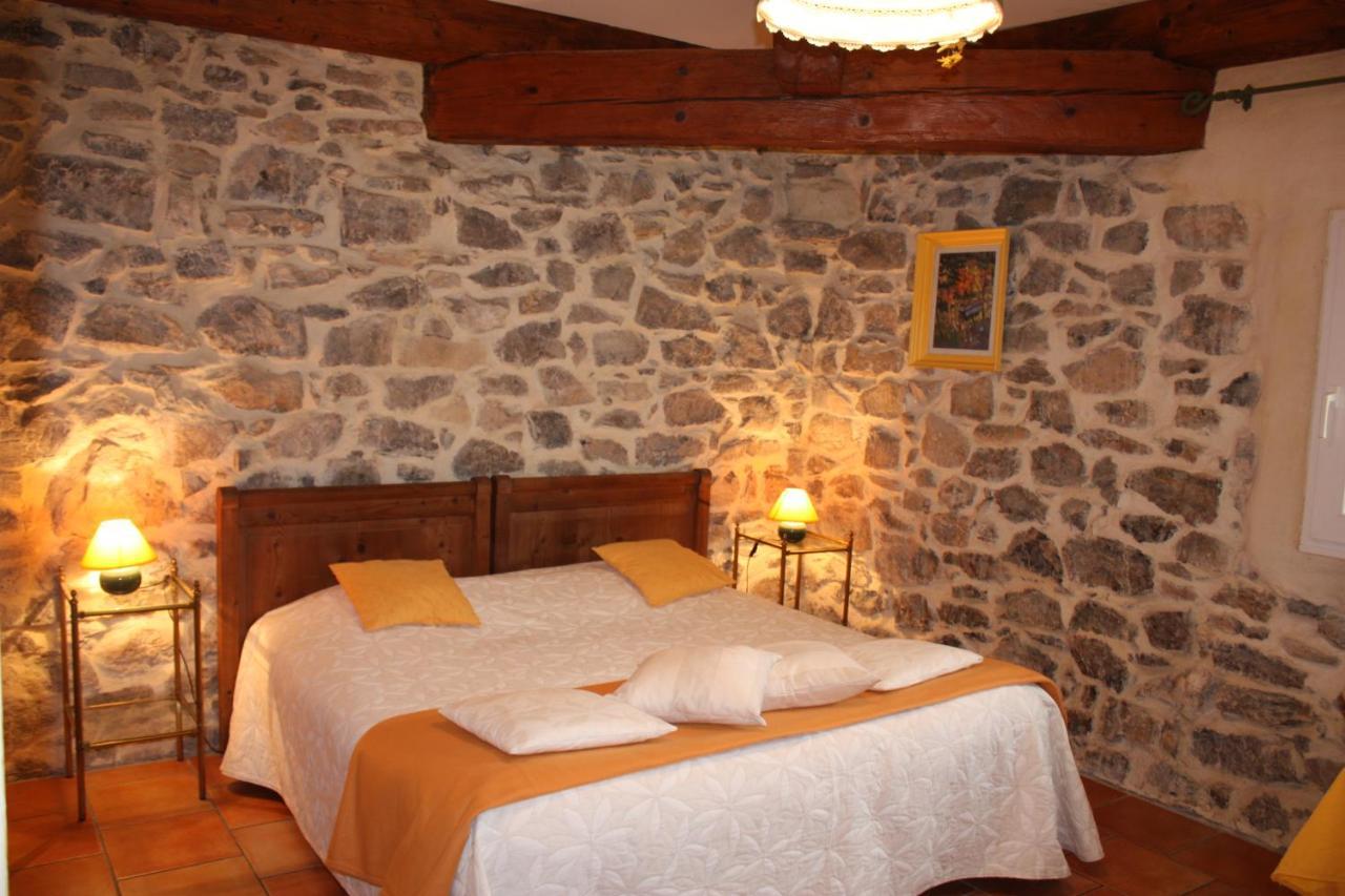 Domaine De "Creva-Tinas" Bed and Breakfast Mailhac Eksteriør billede