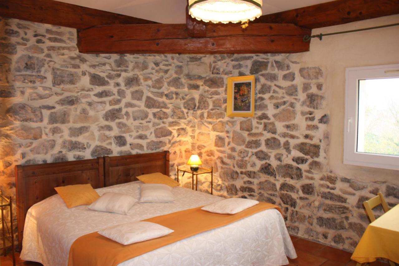 Domaine De "Creva-Tinas" Bed and Breakfast Mailhac Eksteriør billede